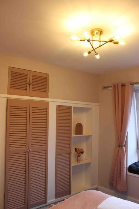 Executive Top Floor 1 Bedroom Apartment Абердин Экстерьер фото